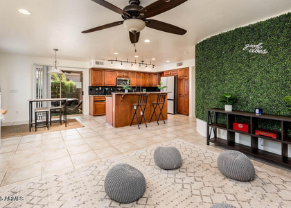 13604 W Rovey Avenue - Photo 1