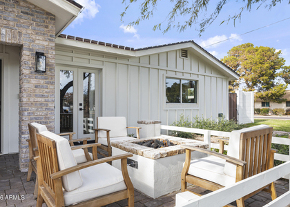 4244 N 35th Place - Photo 1