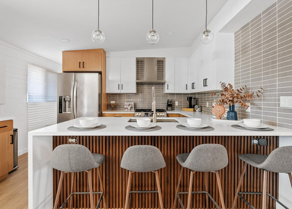 530 W 17th Street - Photo 1