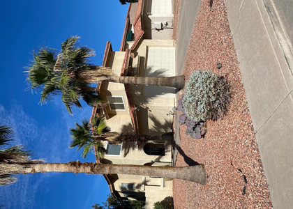 9828 S 44th Street - Photo 1