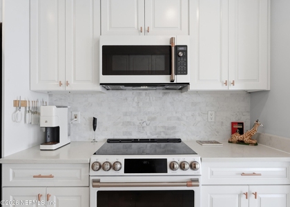 400 E Bay Street - Photo 1