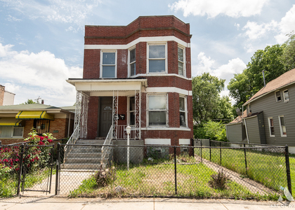 1229 E 71st Street - Photo 1