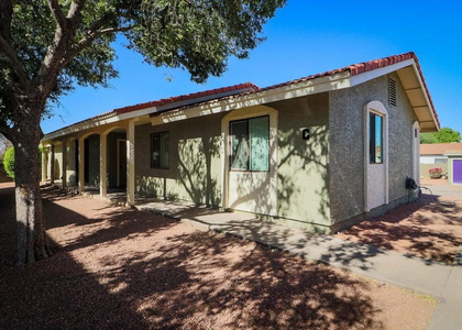 1336 E Mountain View Road - Photo 1