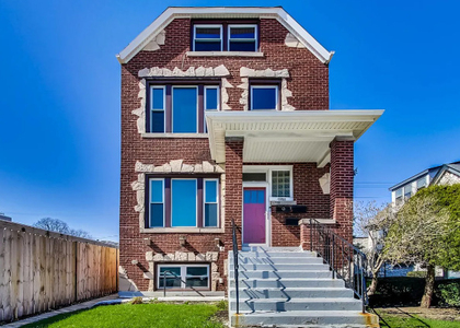 4988 N Elston Avenue - Photo 1