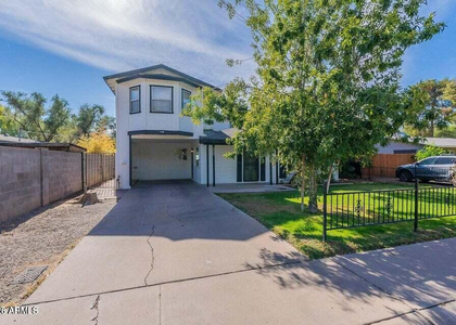 505 W Howe Street - Photo 1