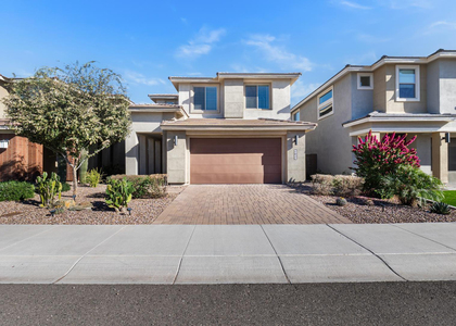 21927 N 31st Place - Photo 1