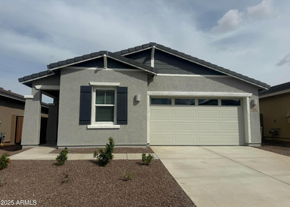 2890 E Frontiersman Lane - Photo 1