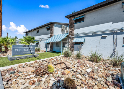 3025 N 32nd Street - Photo 1