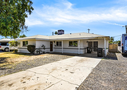 2558 N 40th Street - Photo 1