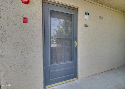 7625 E Camelback Road - Photo 1