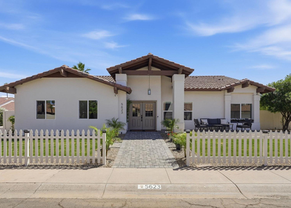5623 E Claire Drive - Photo 1