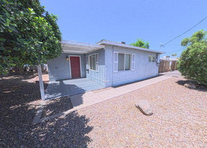 756 E University Drive - Photo 1