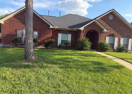 11308 Madison Court - Photo 1