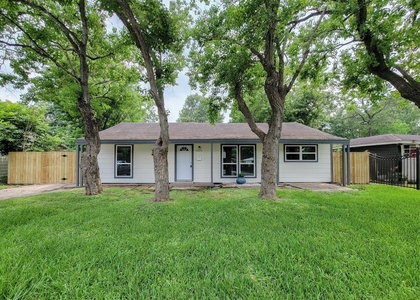5606 Willow Glen Drive - Photo 1