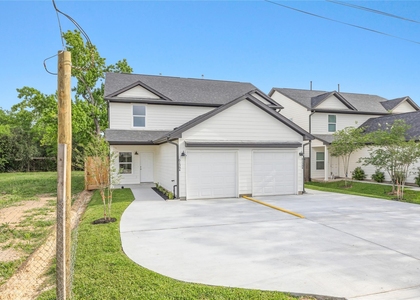 6138 Brookfield Drive - Photo 1