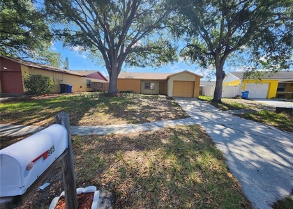 905 Old Field Drive - Photo 1