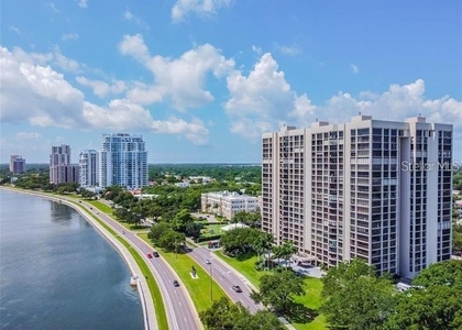 3301 Bayshore Boulevard - Photo 1