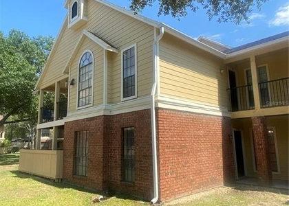 8724 Mallard Reserve Drive - Photo 1