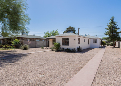 2449 E Fairmount Avenue - Photo 1