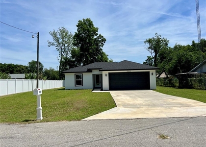 13609 Se 53rd Avenue - Photo 1