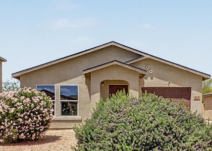 322 E Watson Place - Photo 1