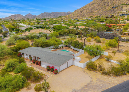 6724 N 58th Place - Photo 1