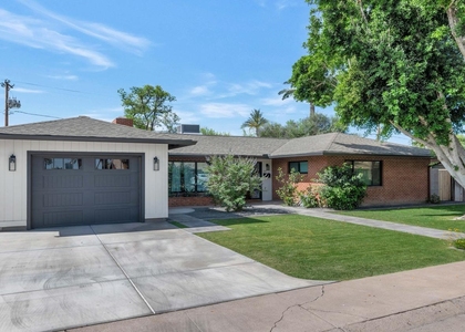 103 W Palmcroft Drive - Photo 1