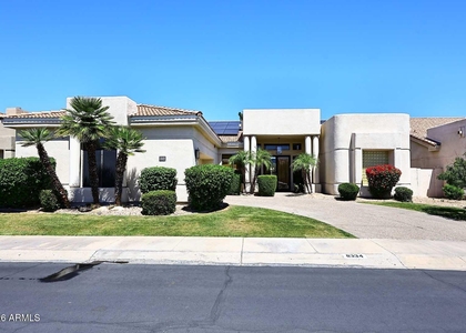 8334 E Jenan Drive - Photo 1