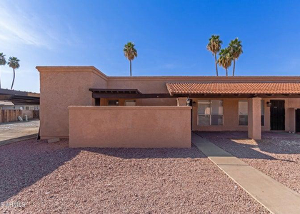 615 N Arrowhead Drive - Photo 1