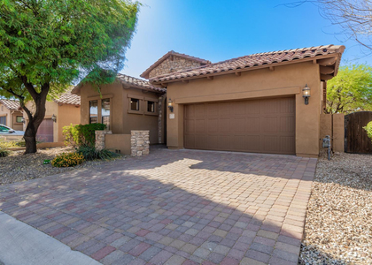 6850 E Pearl Street - Photo 1