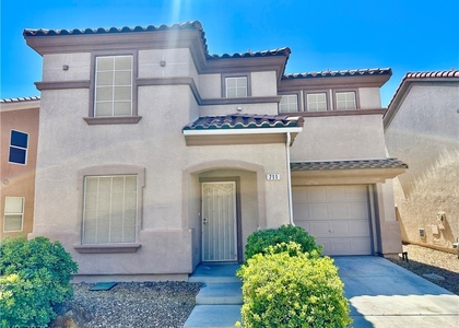 711 Iron Bridge Street - Photo 1