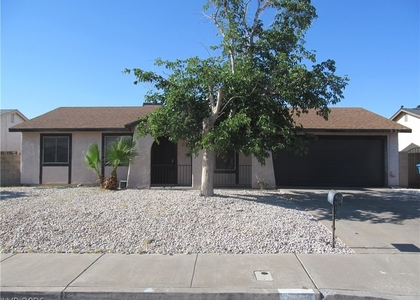 537 Longtree Avenue - Photo 1