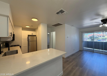 302 E Monte Vista Road - Photo 1