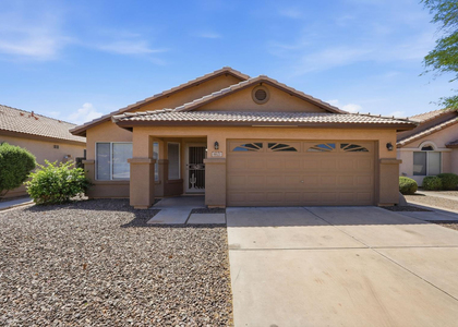 8621 W Shaw Butte Drive - Photo 1