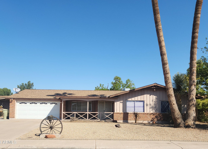 4330 W Royal Palm Road - Photo 1