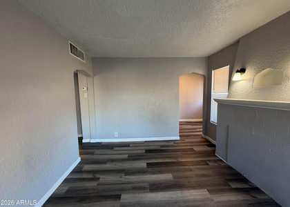 1833 E Harvard Street - Photo 1