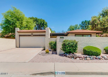 7129 N Via De Alegria - Photo 1
