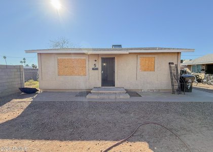 3442 E Melvin Street - Photo 1