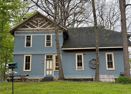 19 Chestnut Street - Photo 1