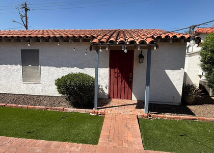 712 W Taylor Street - Photo 1