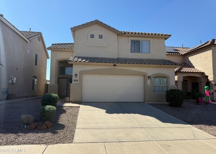 6425 W Desert Hollow Drive - Photo 1