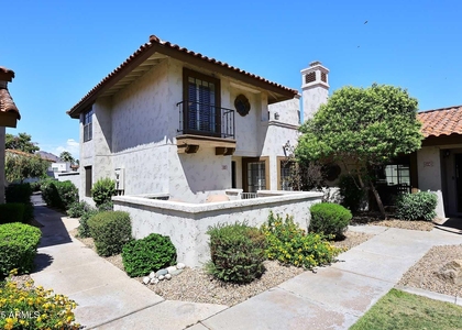 6249 N 78th Street - Photo 1