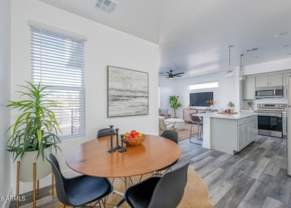 1349 W Osborn Road - Photo 1