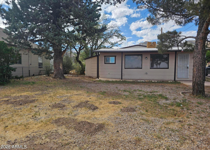 872 W 92 Highway - Photo 1