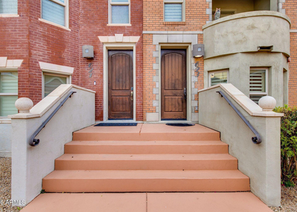 623 S Roosevelt Street - Photo 1