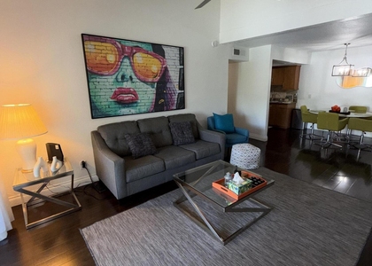 7350 N Via Paseo Del Sur -- - Photo 1
