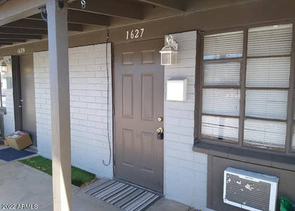 1627 E Pinchot Avenue - Photo 1