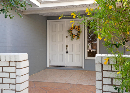 1036 E Geneva Drive - Photo 1