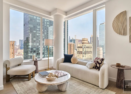 10th Avenue - Photo 1