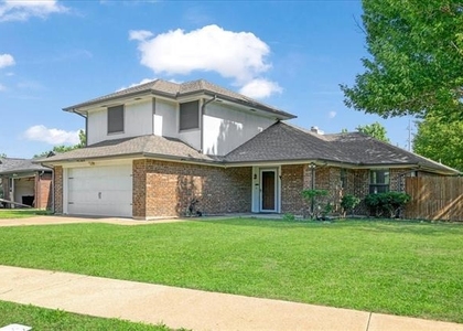 364 La Quinta Circle S - Photo 1